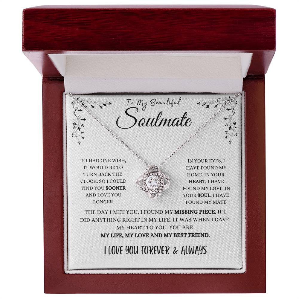 Soulmate_LoveKnot Necklace